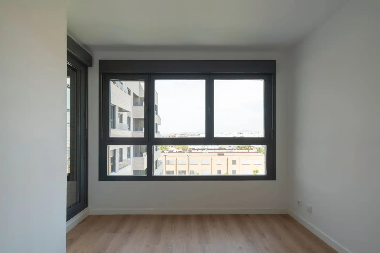 Bedroom of Flat for sale in Málaga  with Parquet flooring, Terrace and Storage room