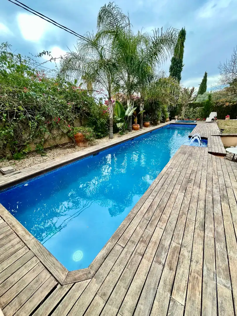 Piscina de Casa o xalet en venda en Alicante / Alacant amb Aire condicionat, Calefacció i Jardí privat