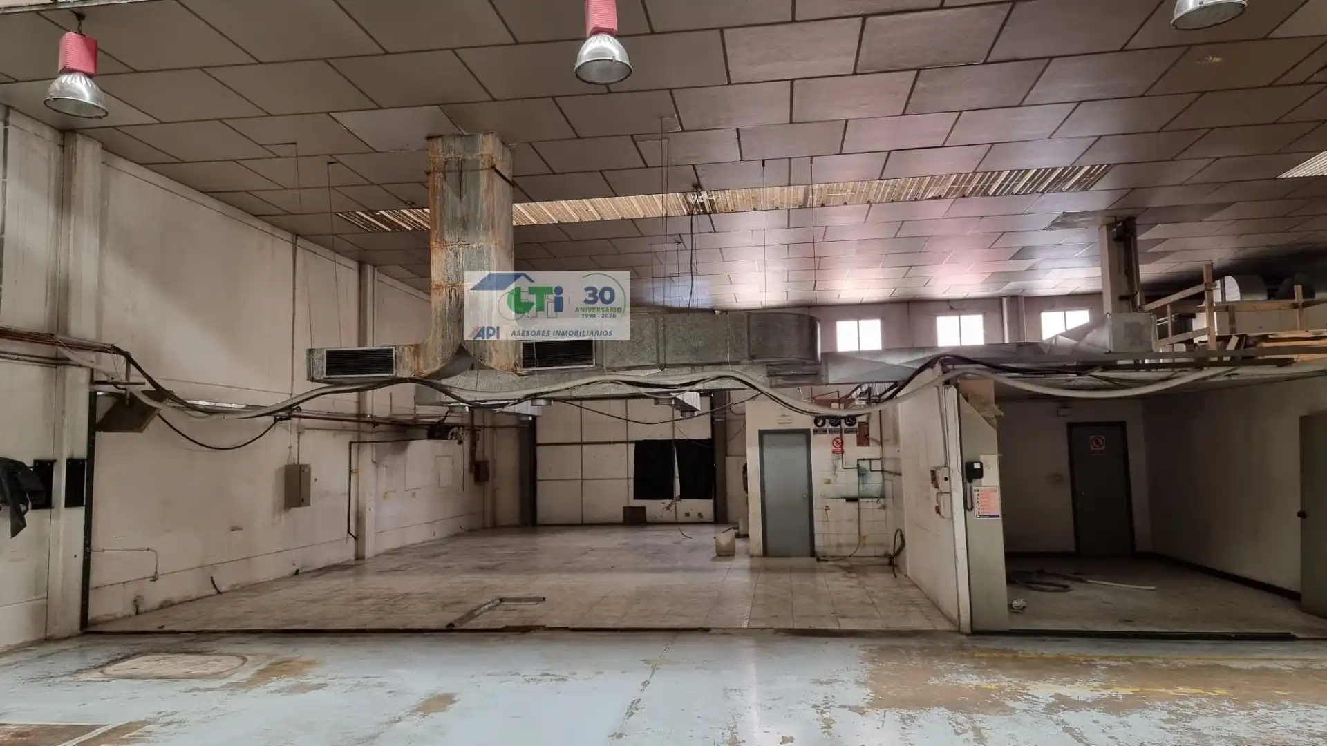 Fabrikhallen zum Verkauf in Zaragoza