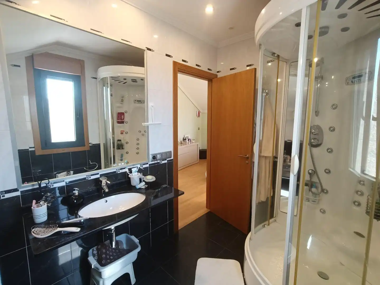 Detached house with pool for sale in Lugar Peroleira, imagen 42