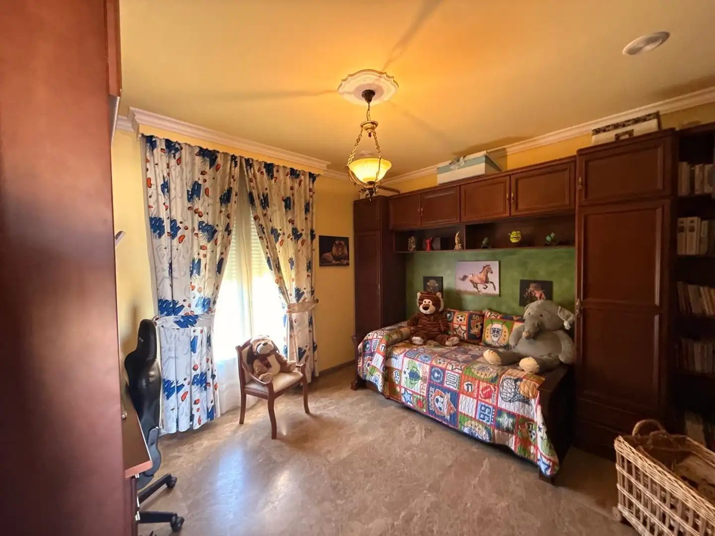 Dormitori de Casa o xalet en venda en Antequera amb Aire condicionat, Jardí privat i Terrassa