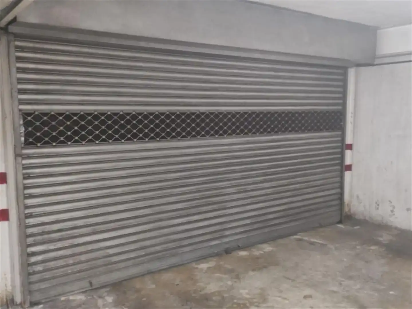 Garaje en venta en Burlada / Burlata