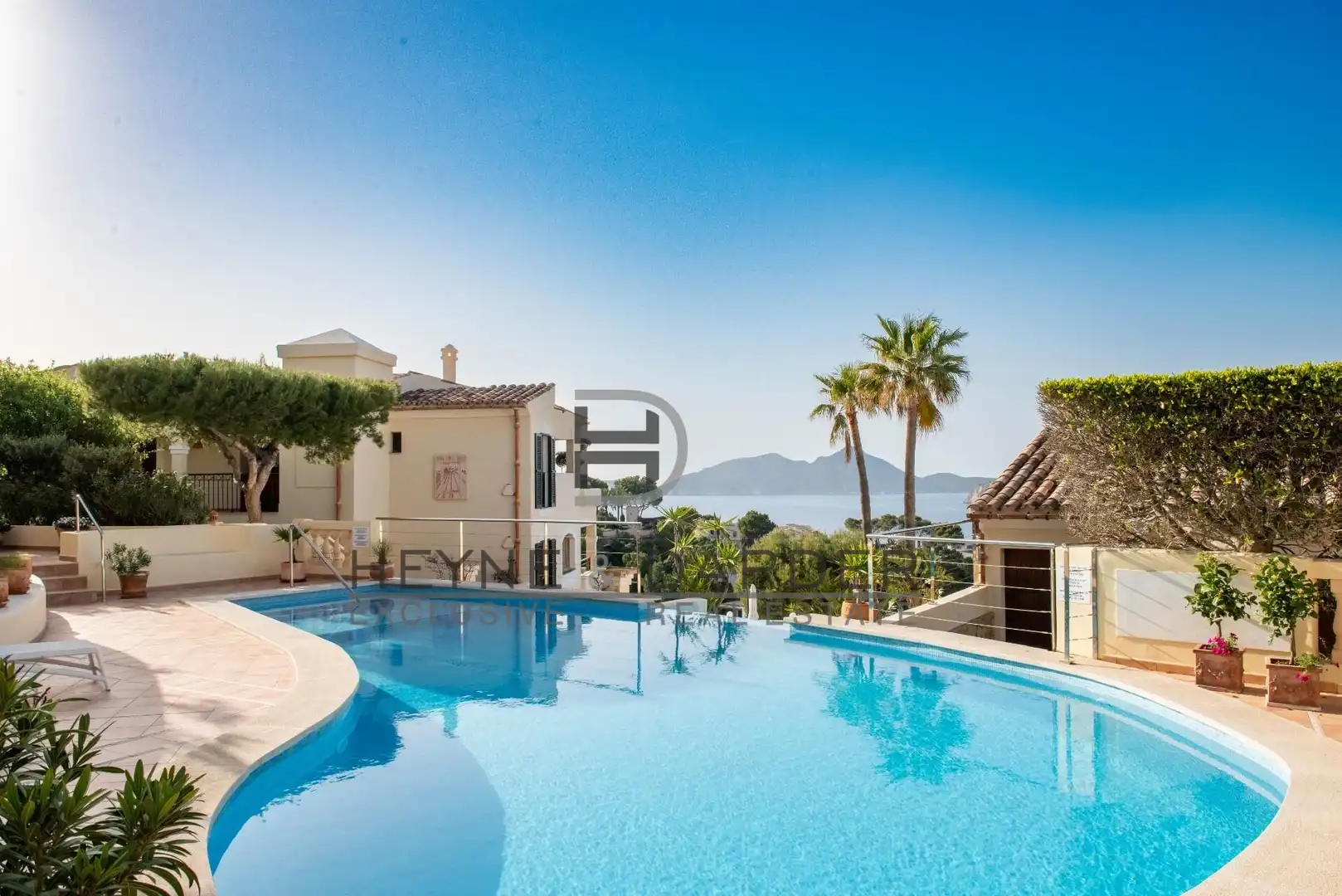 Exterior view of Apartments for sale in Andratx  with Air Conditioner, Heating and Terrace
