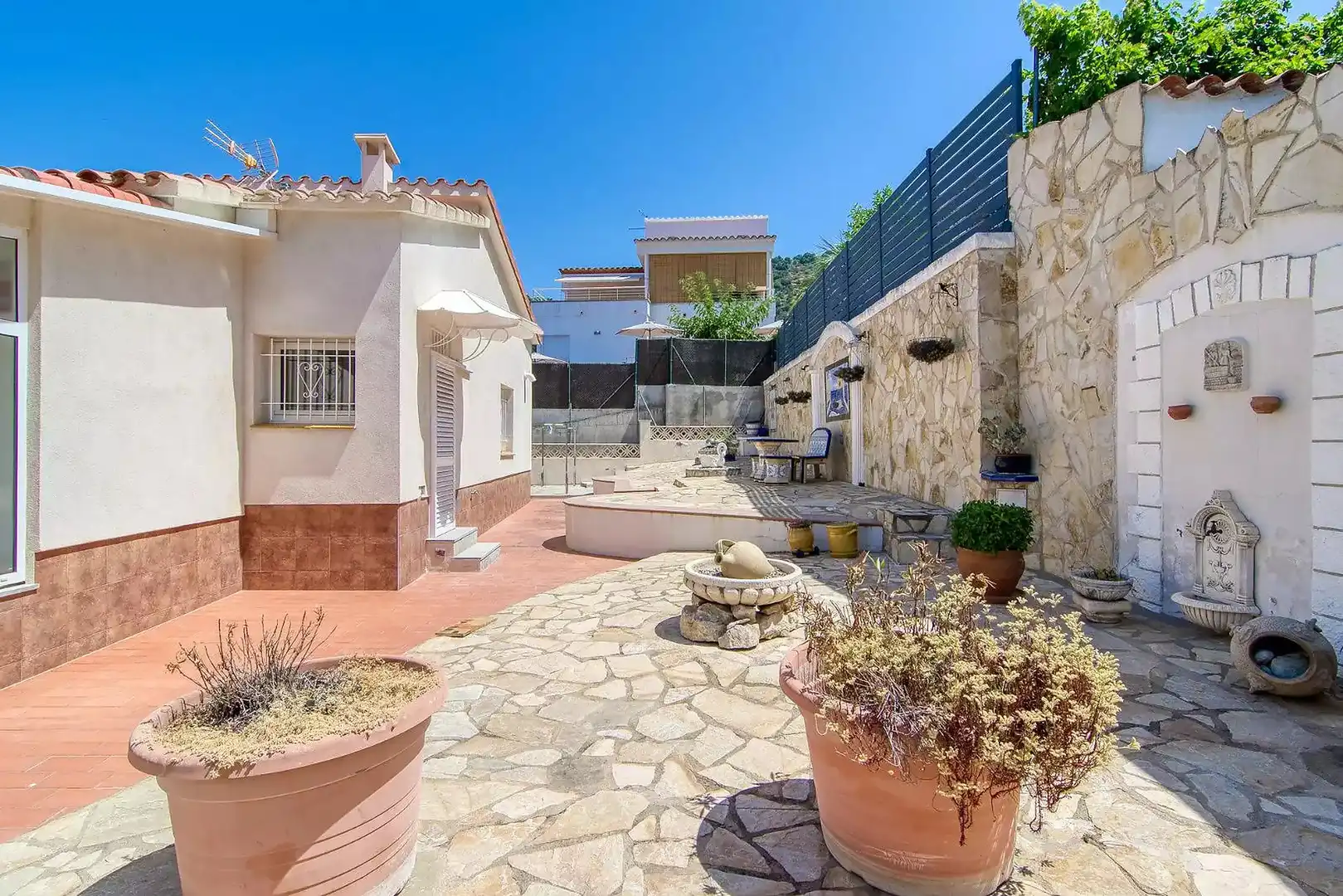 Vista exterior de Casa o chalet en venta en Roses con Calefacción