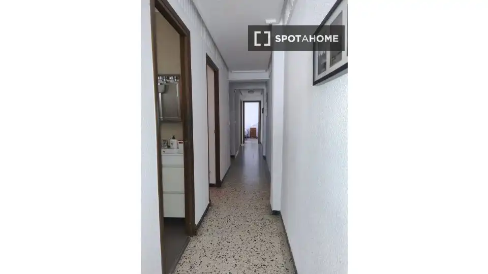 Apartamento para compartir en Santa Pola con Aire acondicionado, Terraza y Amueblado