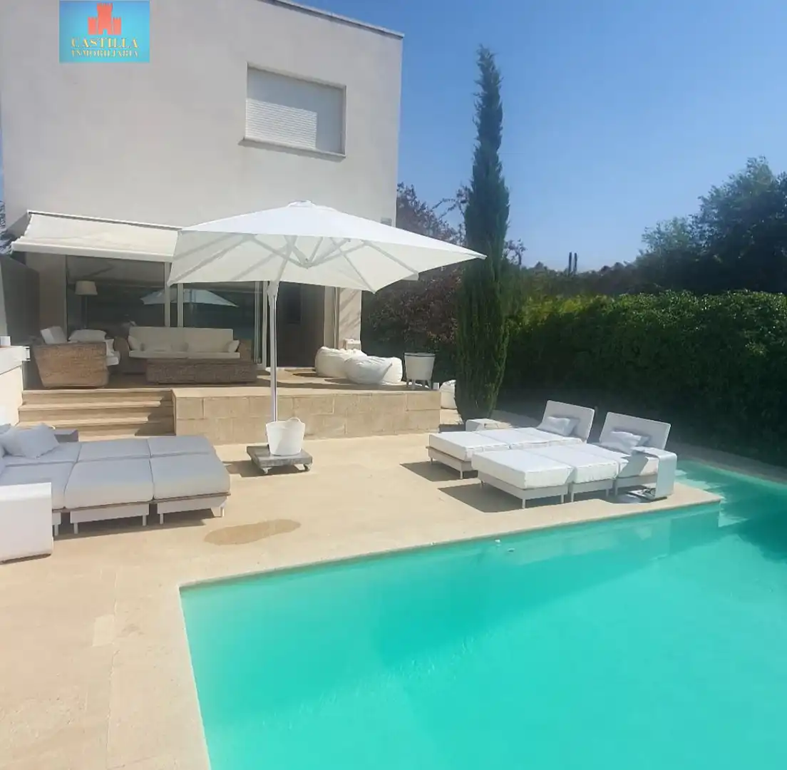 Terraza de Casa o chalet de alquiler en Ávila con Calefacción, Jardín privado y Terraza