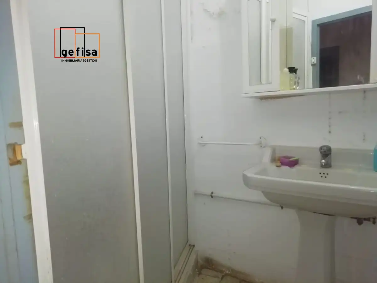Bany de Casa o xalet en venda en Valdepeñas amb Traster i Balcó