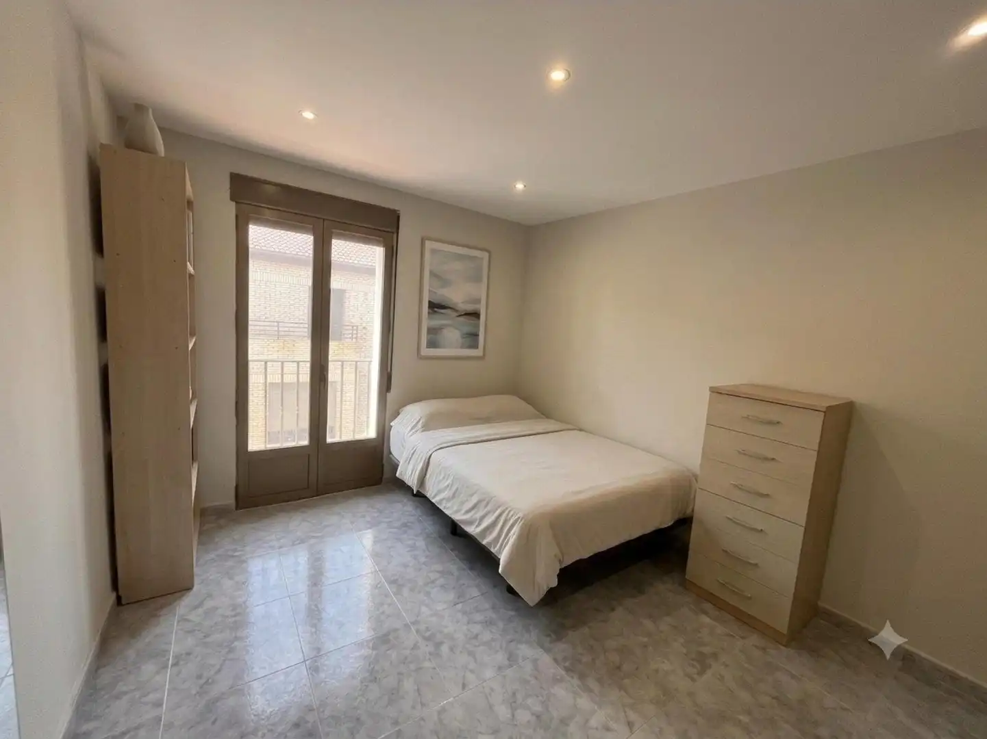 Dormitori de Casa adosada en venda en Andorra (Teruel) amb Aire condicionat, Terrassa i Balcó
