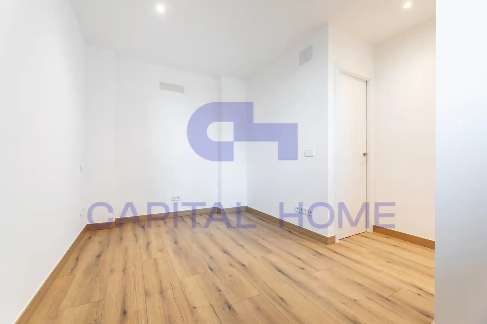 Flat for sale in Fuenlabrada  with Alarm