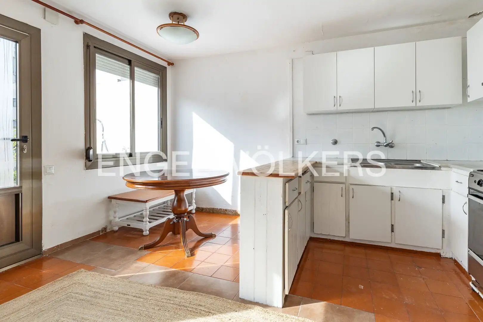 Vista exterior de Piso en venta en Barcelona con Calefacción, Terraza y Balcón