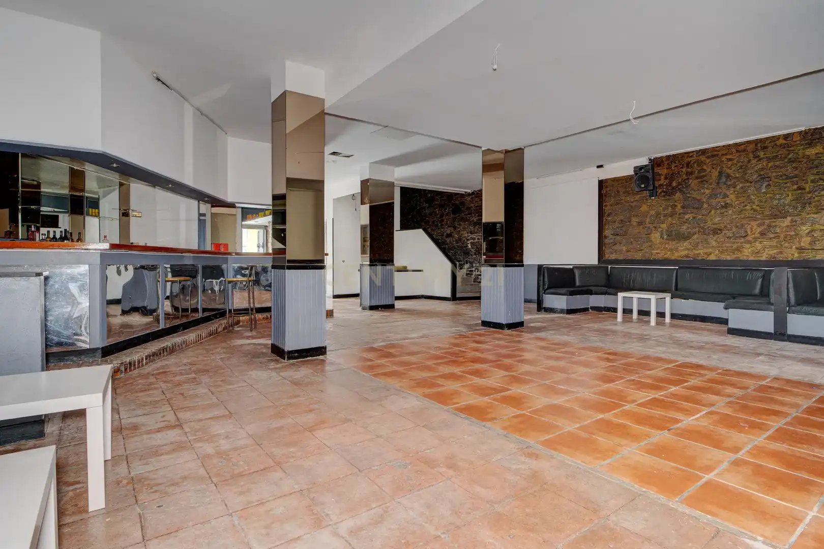 Local en venda a Ondaribi'ko Karika, 33, Irun, Spain, 33, Pinar - Anaka - Belaskoenea