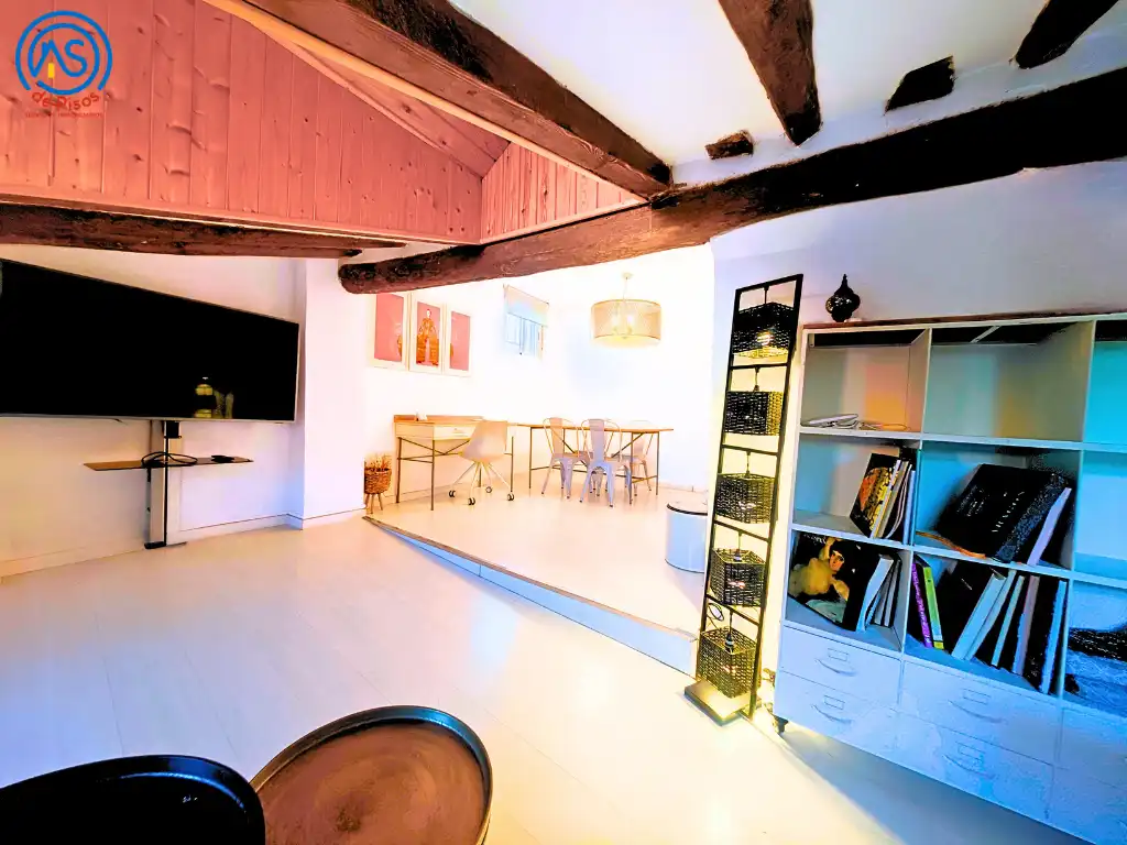 Wohnung zur Miete in Calle de Santa Isabel, 13, Alfonso