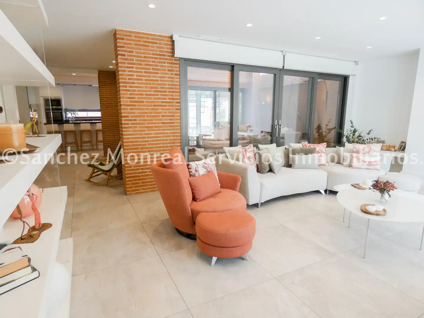Sala de estar de Casa o chalet en venta en Alcázar de San Juan con Aire acondicionado, Calefacción y Jardín privado