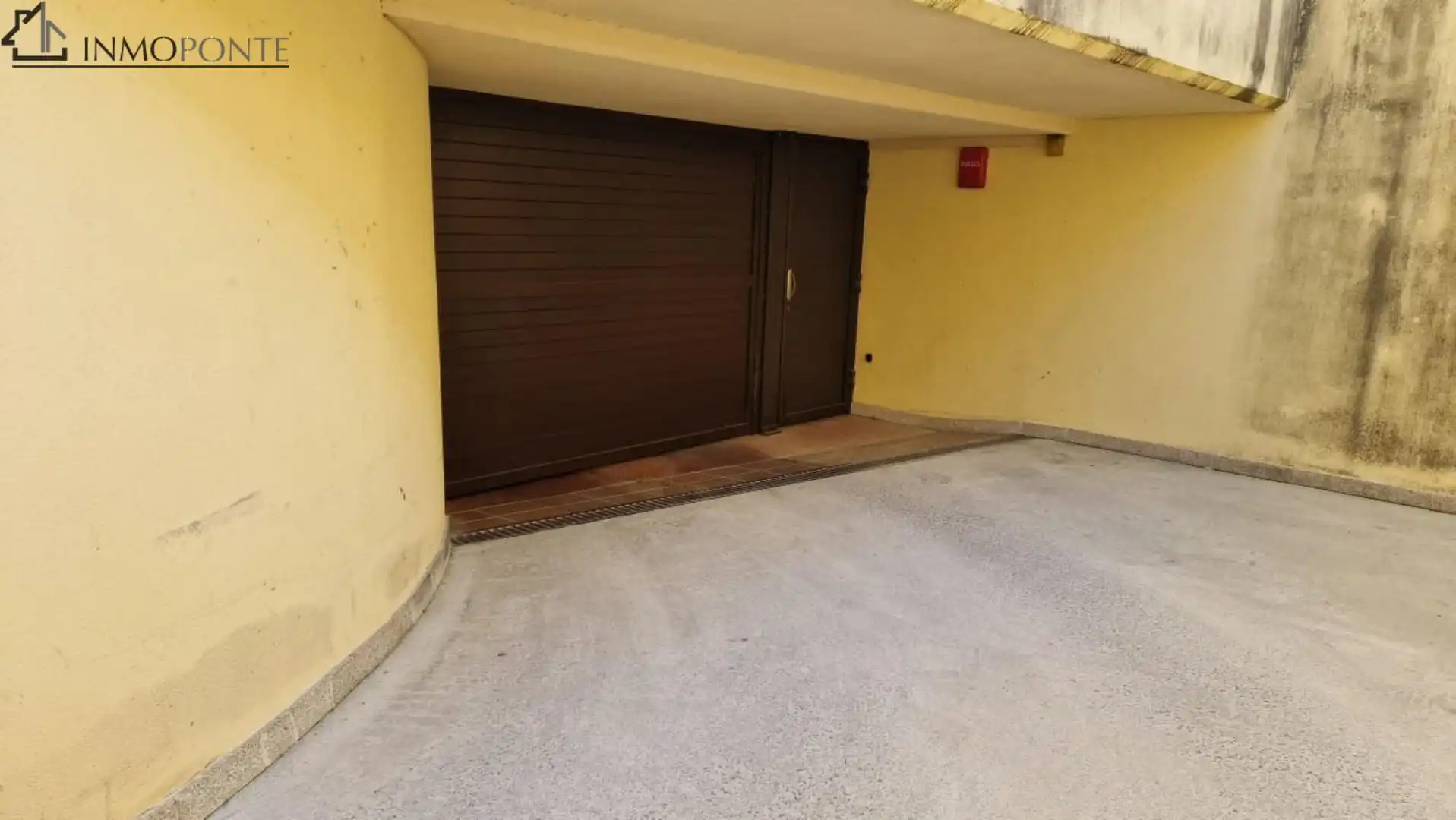 Parkplatz von Garage zur Miete in Sanxenxo