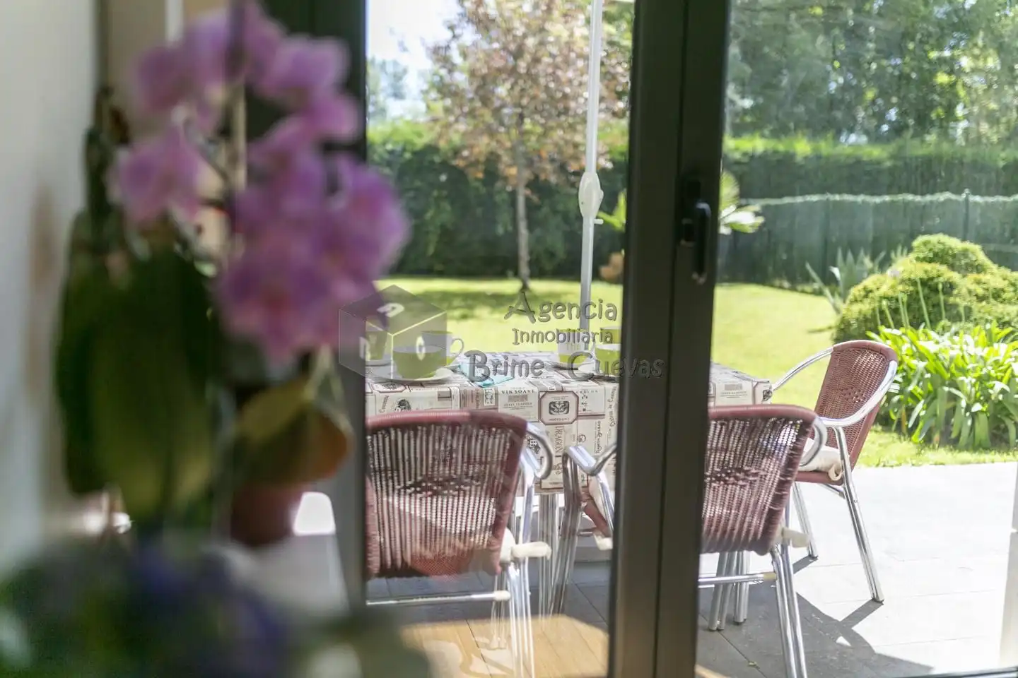 Terrasse von Erdgeschoss zum Verkauf in Oviedo  mit Heizung, Privatgarten und Parkett