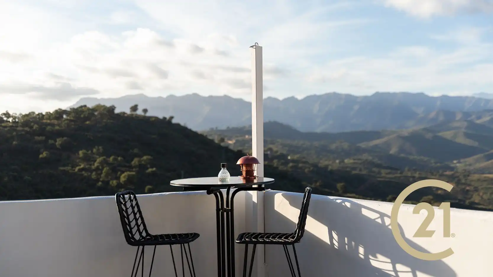 Terraza de Casa adosada en venta en Ojén con Aire acondicionado, Calefacción y Jardín privado