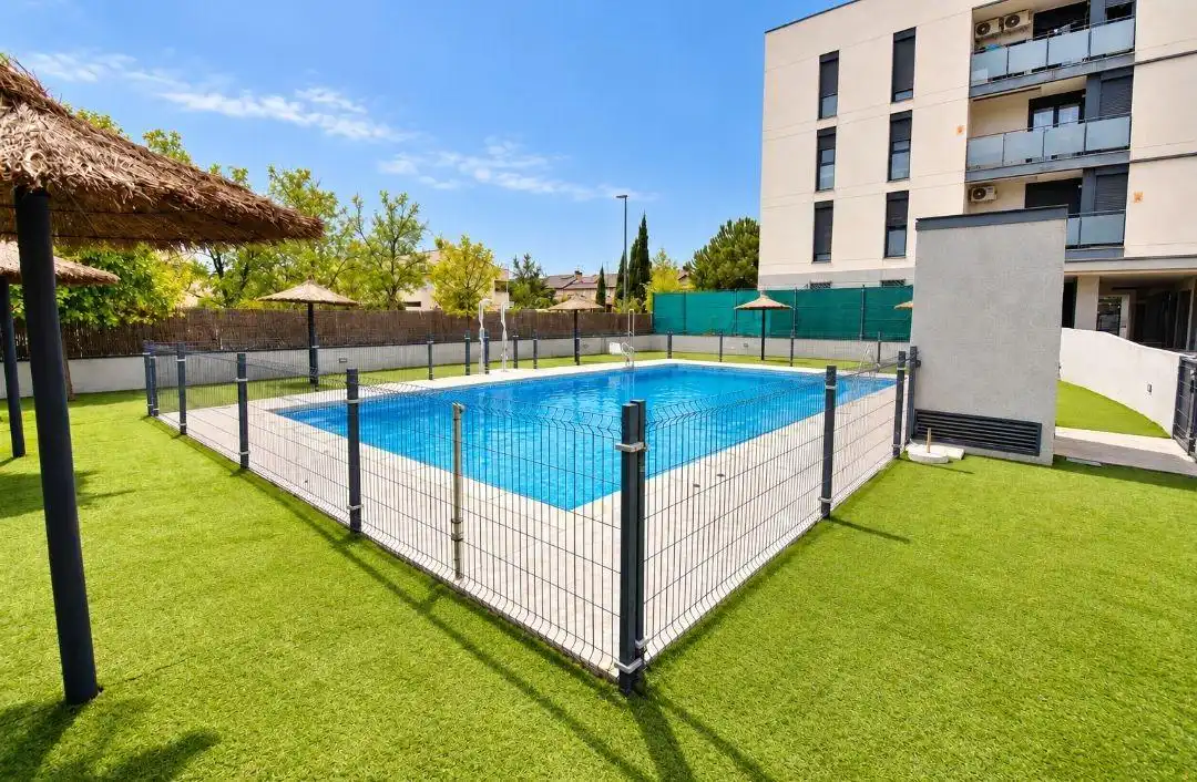 Piscina de Pis en venda en Soto del Henares