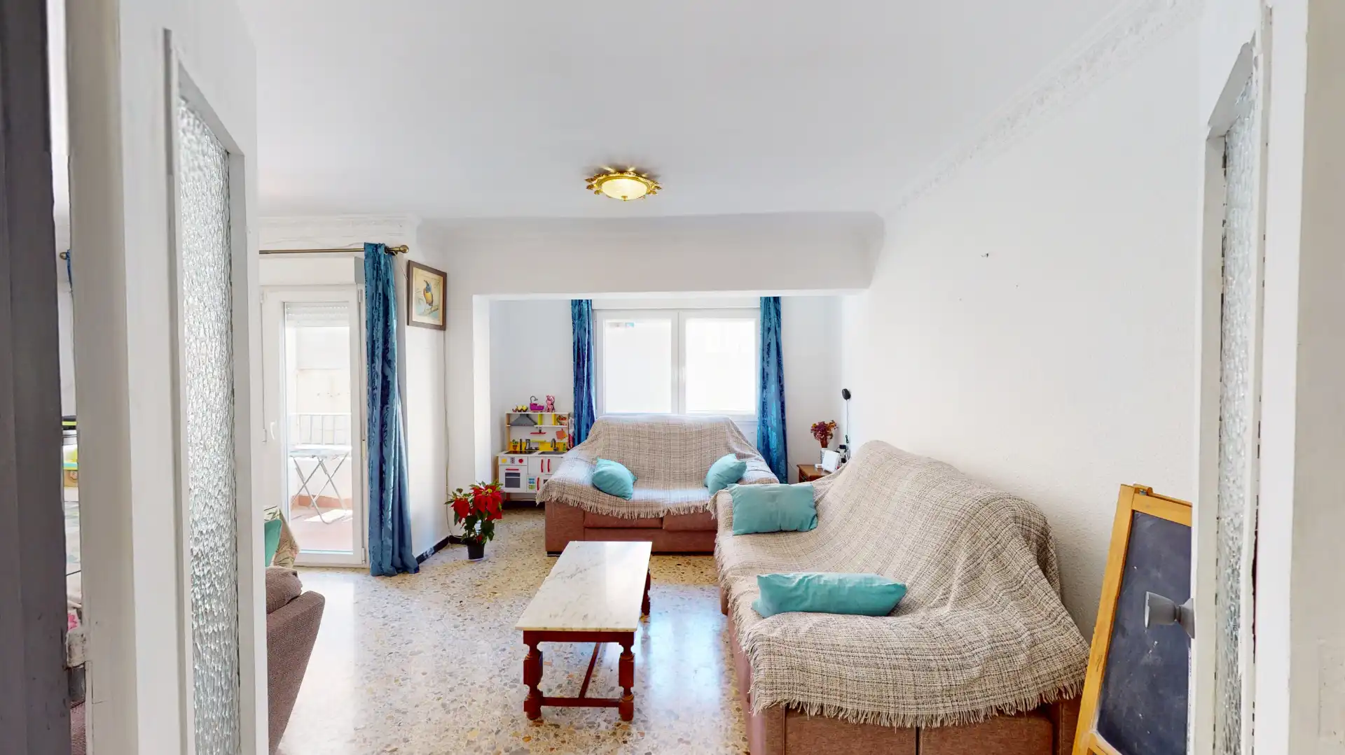 Sala de estar de Piso en venta en Almería con Aire acondicionado, Calefacción y Trastero