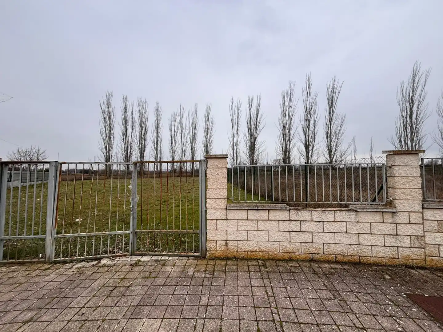 Residential for sale in Fuentes de Valdepero