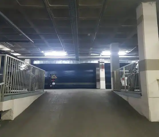 Aparcament amb ascensor en venda a Av Cerro Milano, imagen 9