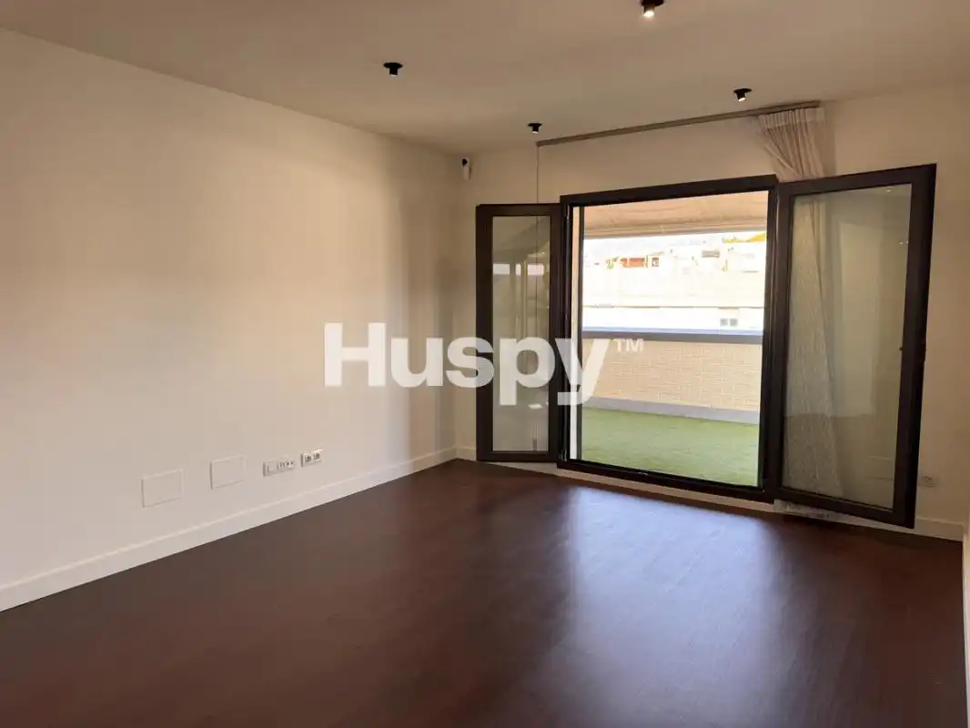 Penthouse mit Aufzug zum Verkauf in Calle la Serna, imagen 3