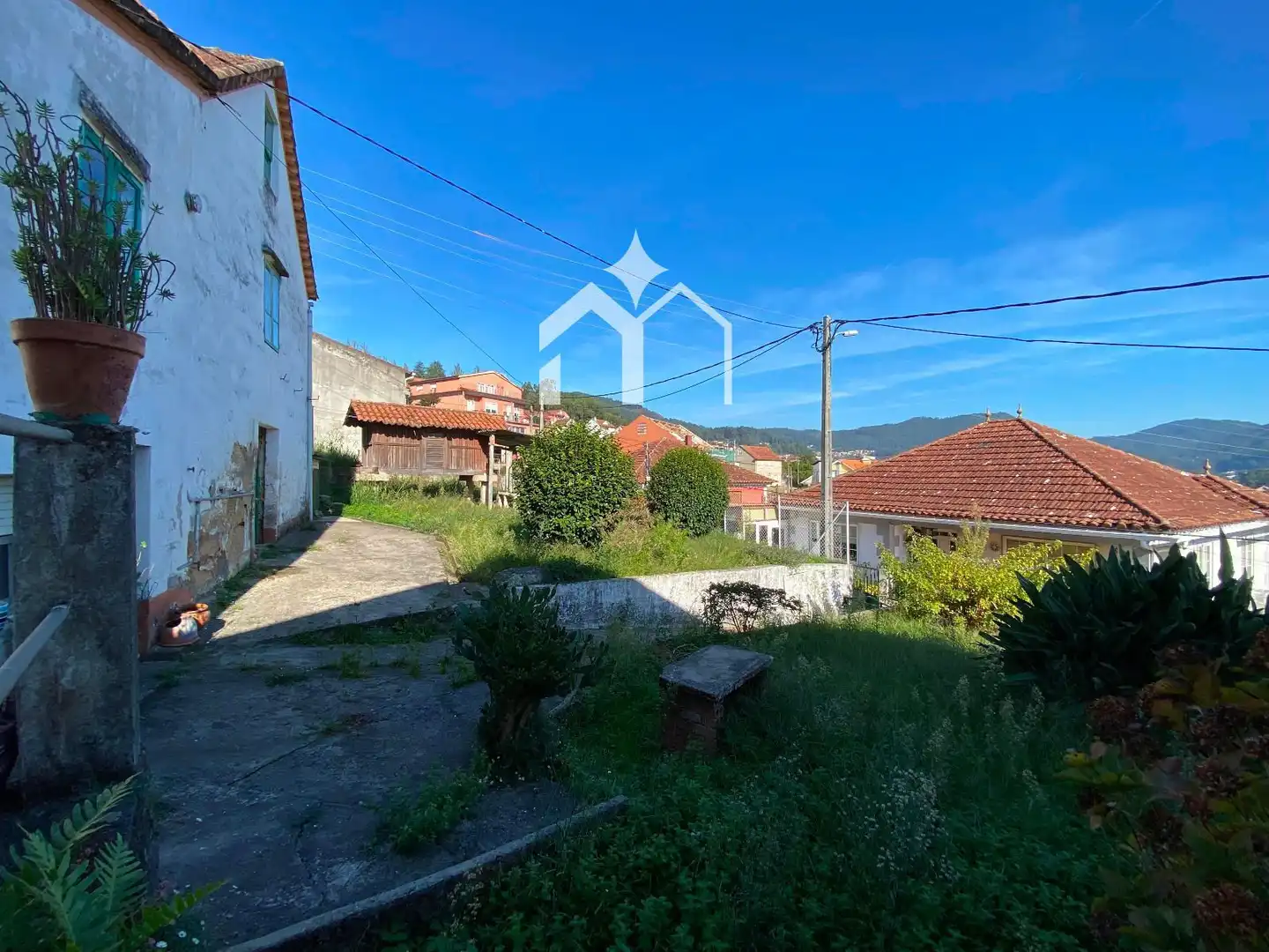 Vista exterior de Casa o xalet en venda en Moaña amb Traster i Moblat