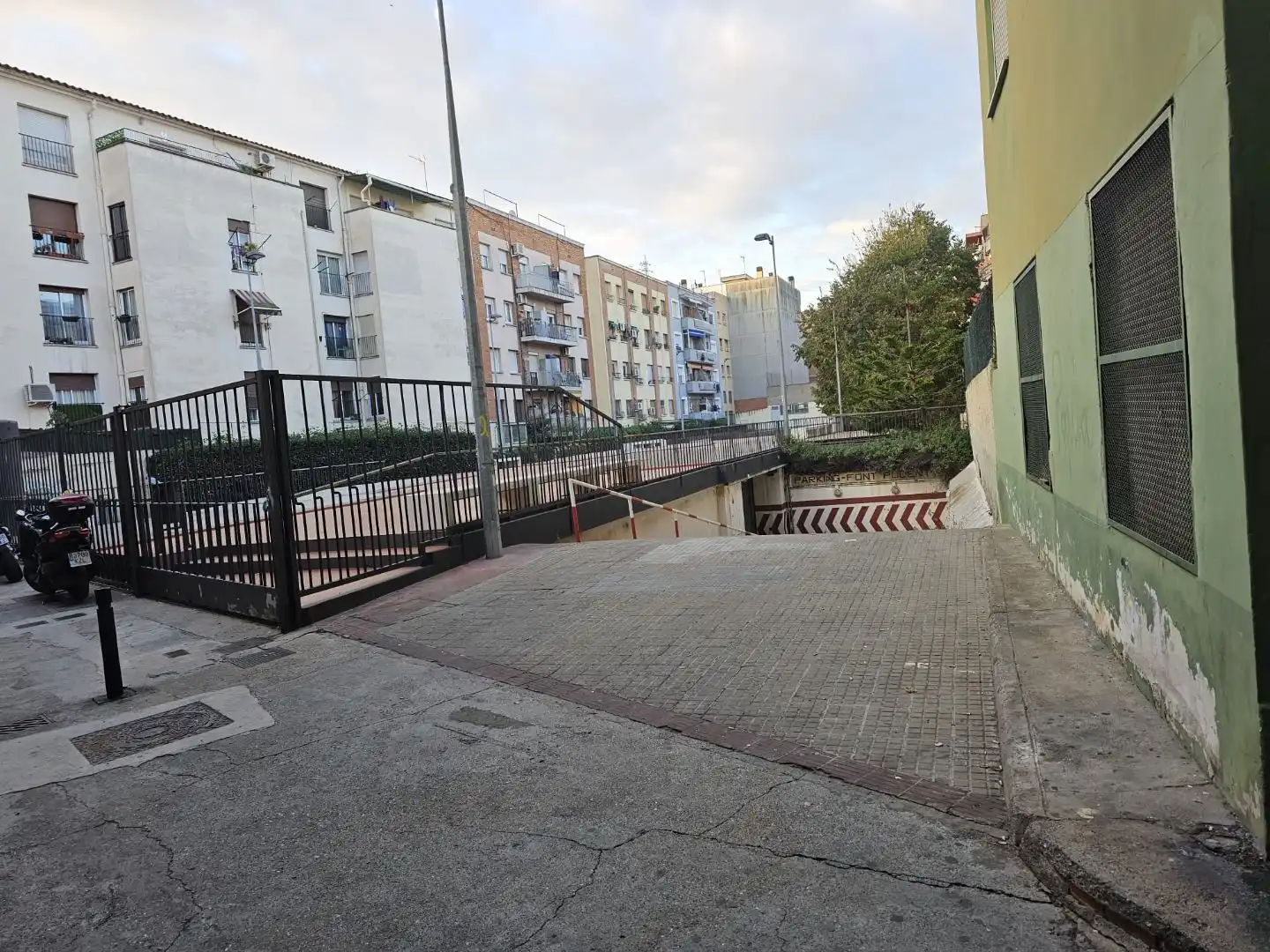 Einzelparkplatz zum Verkauf in Passatge Huc 4, imagen 5