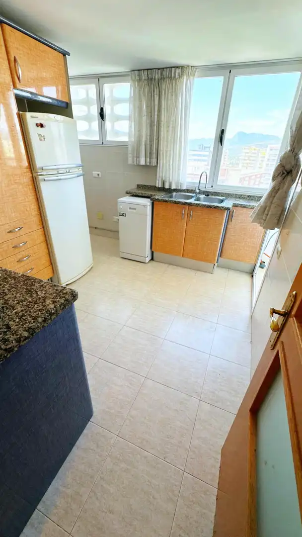 Cocina de Apartamento en venta en Gandia con Amueblado, Balcón y Piscina comunitaria