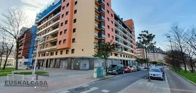 Business premises for sale in Ibaiondo, imagen 3