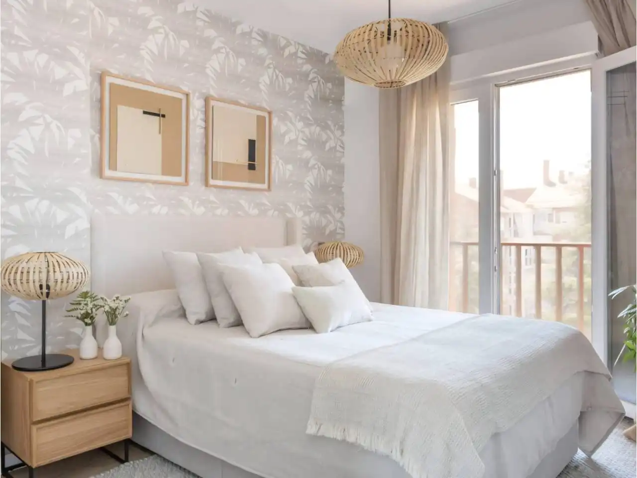 Bedroom of Detached homes for sale in Marbella  with Terrace and Community pool