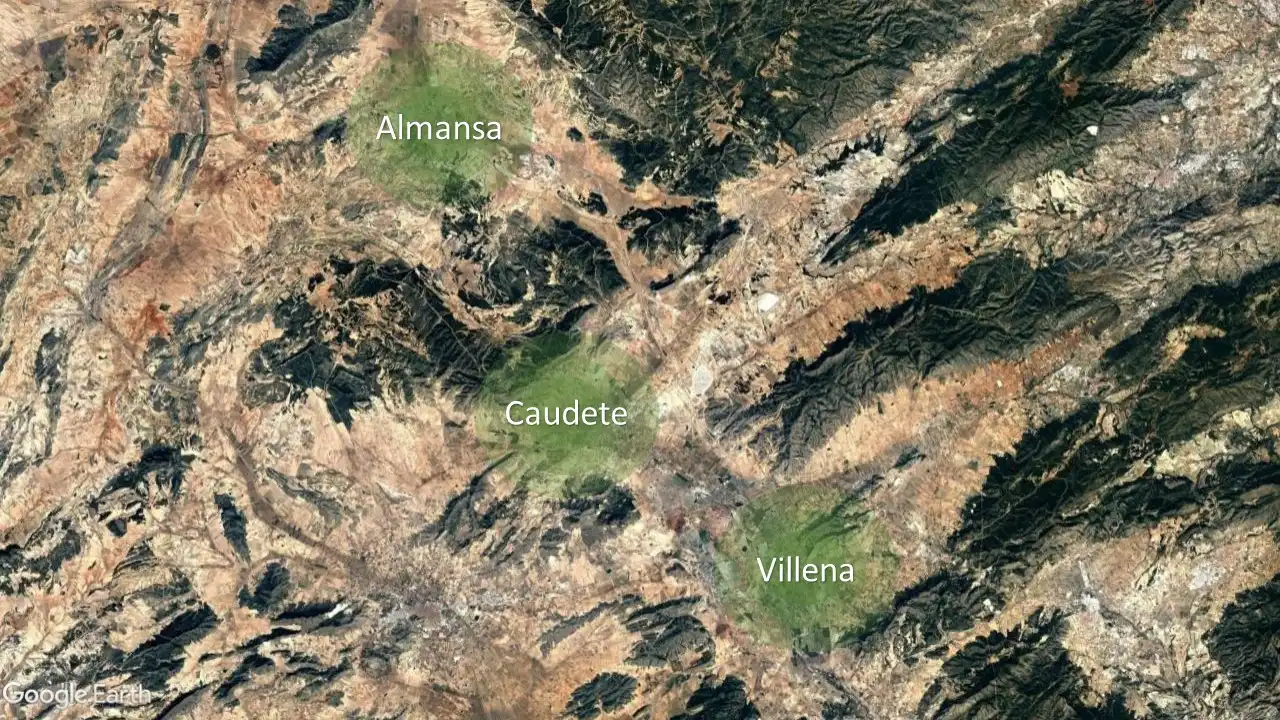 Grundstücke zum Verkauf in Av Constitución - La Encina, Partidas Norte