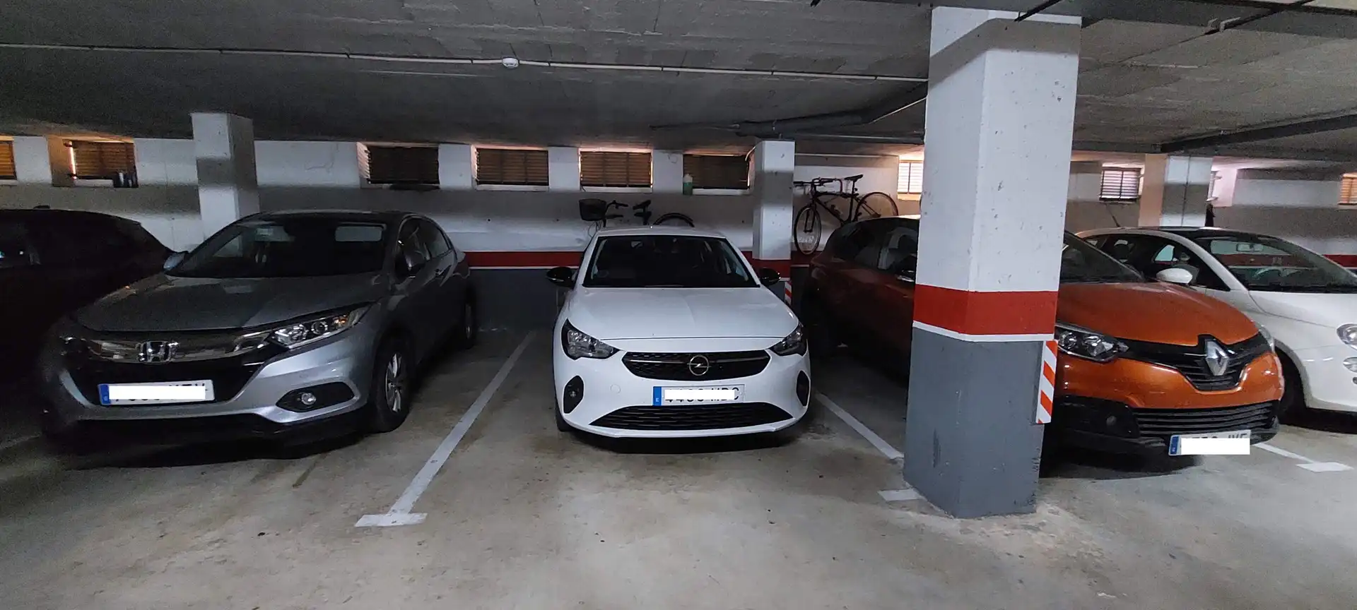 Aparcament de Planta baixa en venda en Salou amb Aire condicionat, Calefacció i Jardí privat