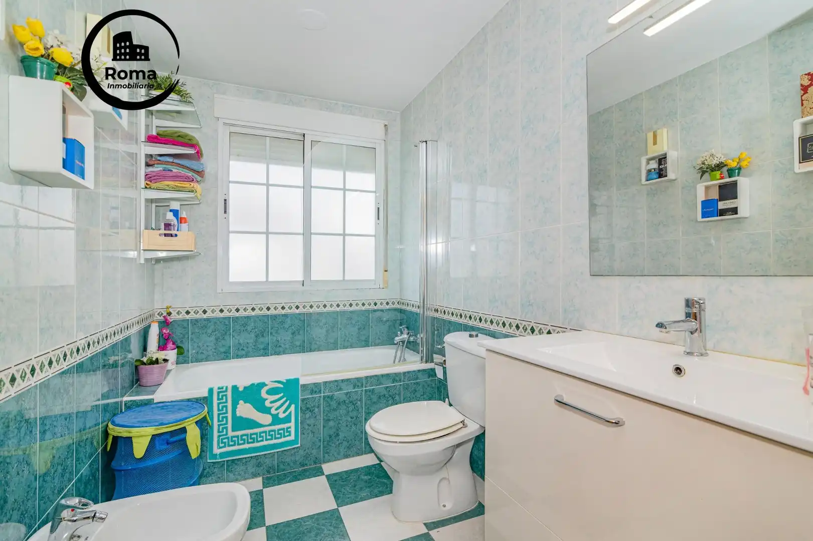 Casa aparellada amb jardí en venda a La Zubia Ciudad, imagen 21