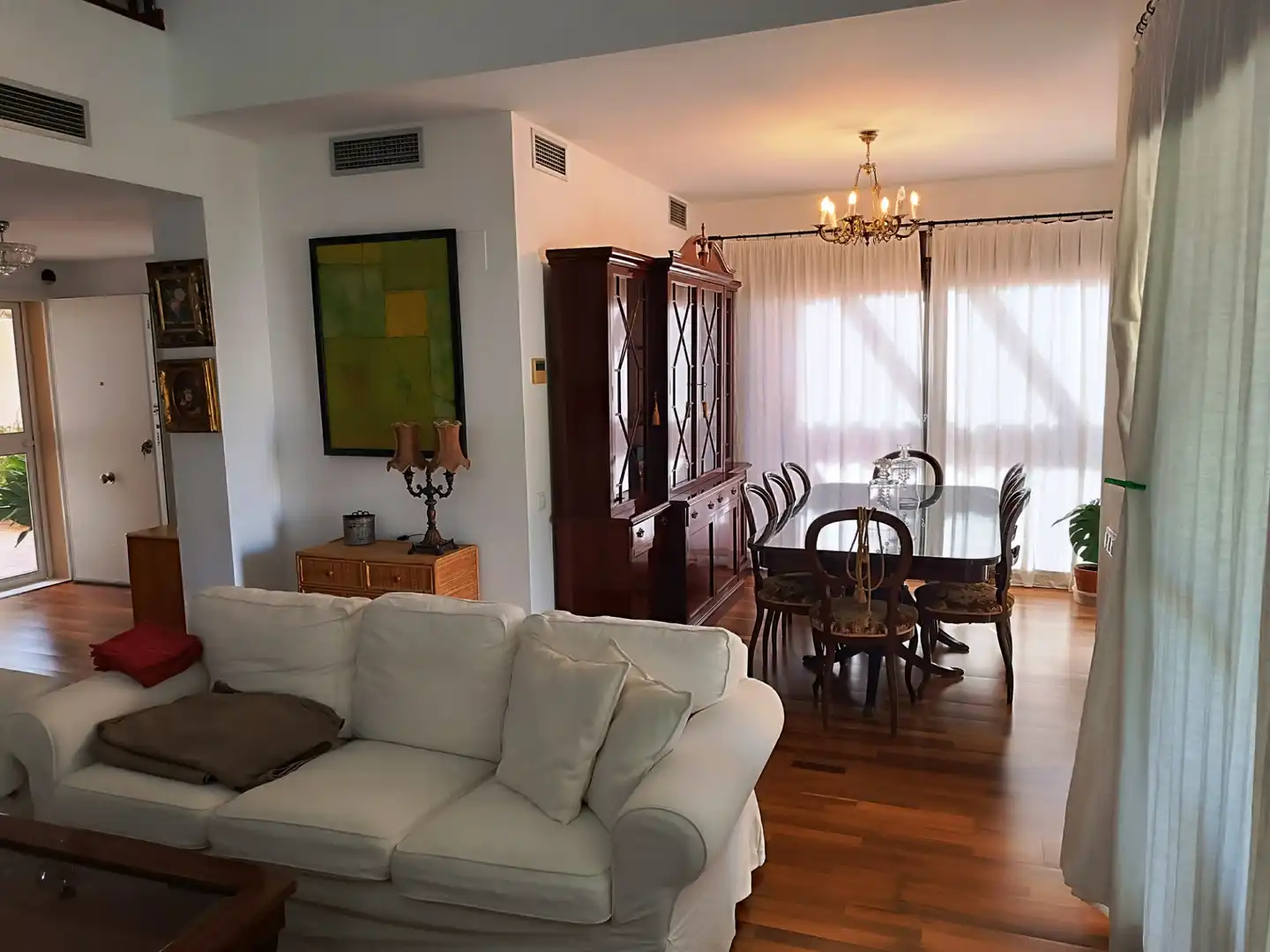 Sala de estar de Casa adosada en venta en Puerto Real con Aire acondicionado, Jardín privado y Parquet