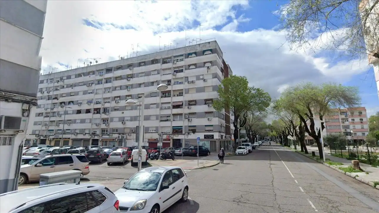 Flat for sale in Virgen Milagrosa, imagen 2