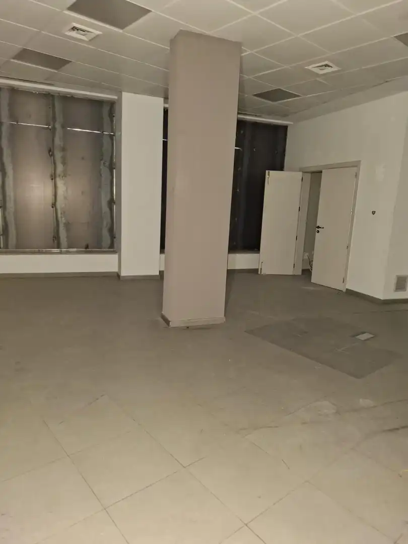 Gewerbefläche zum Verkauf in Calle Mauricio Legendre. 4-5, imagen 8