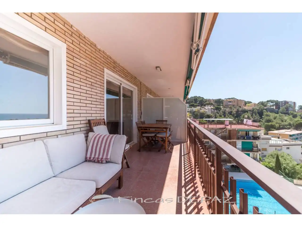 Terraza de Apartamento de alquiler en Castelldefels con Parquet, Terraza y Amueblado