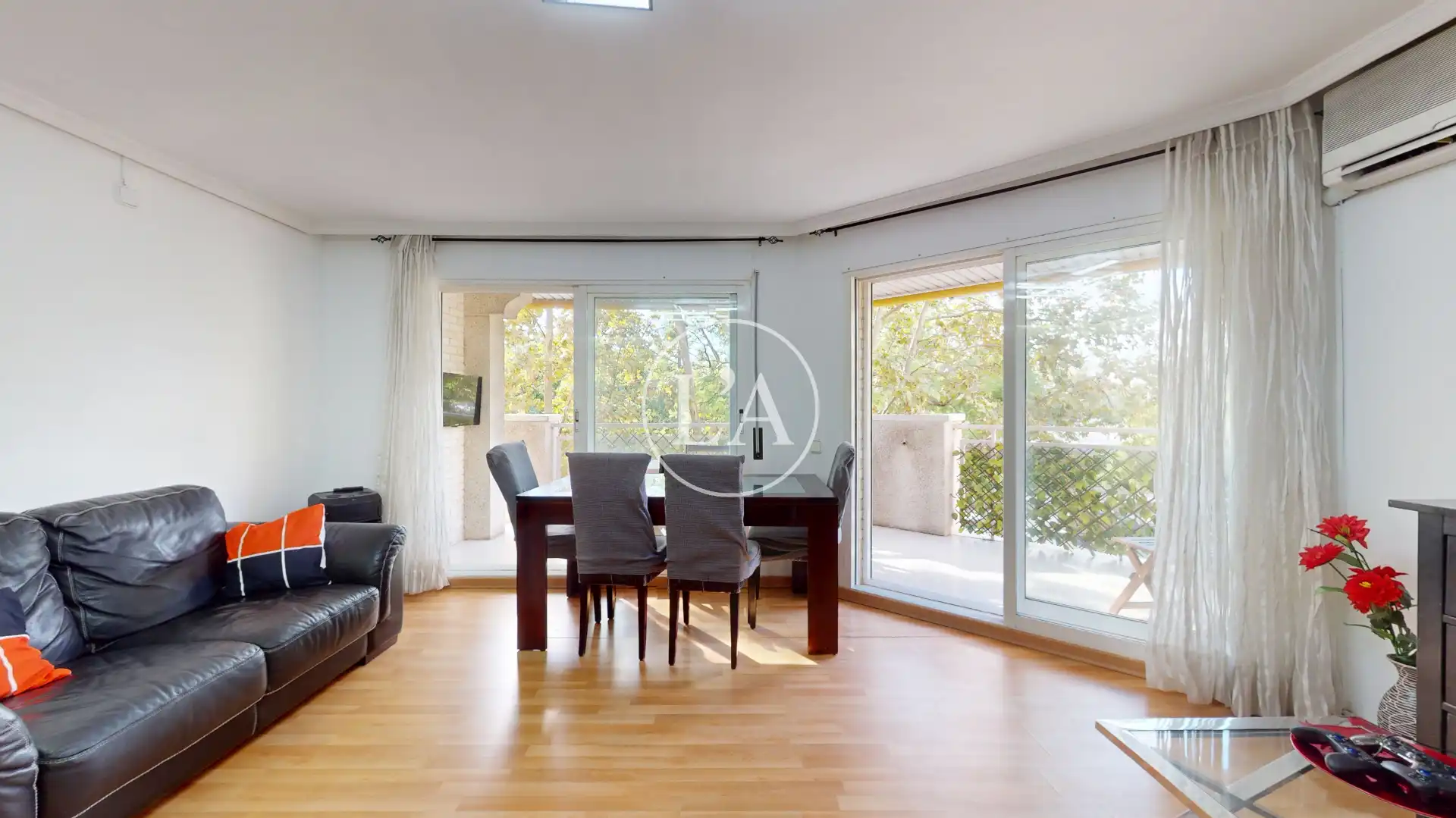 Außenansicht von Wohnung zum Verkauf in Cambrils mit Klimaanlage, Heizung und Terrasse