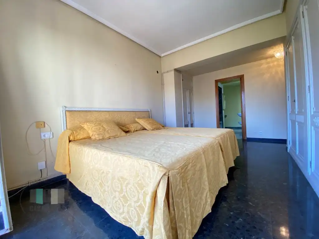 Piso en venta en Plaza Huerto Sogueros, Casco Histórico
