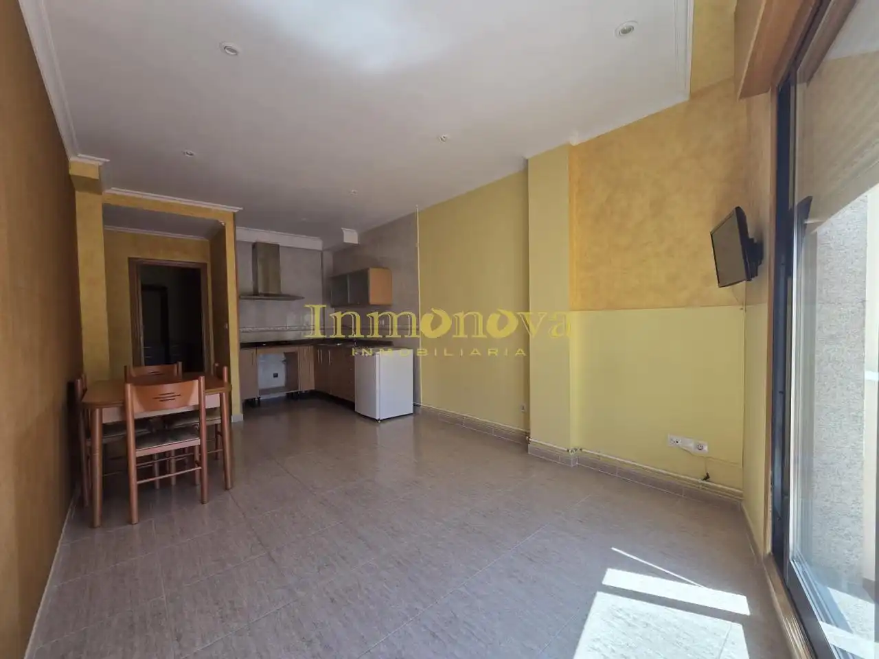 Sala de estar de Piso en venta en Salceda de Caselas con Calefacción, Trastero y Amueblado