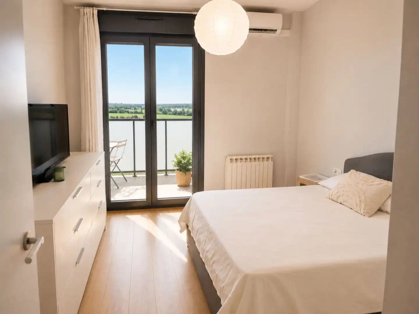 Wohnung mit Pool zum Verkauf in Enginyer Santi Companys 56, imagen 7