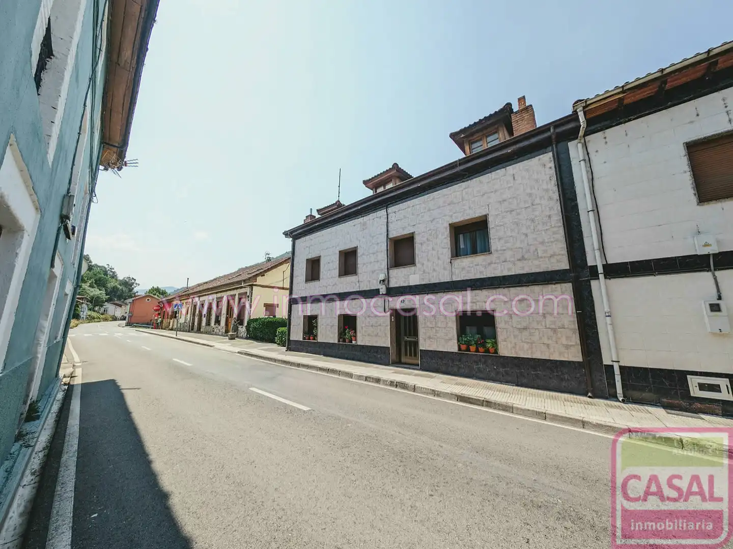 Vista exterior de Piso en venta en Mieres (Asturias) con Amueblado