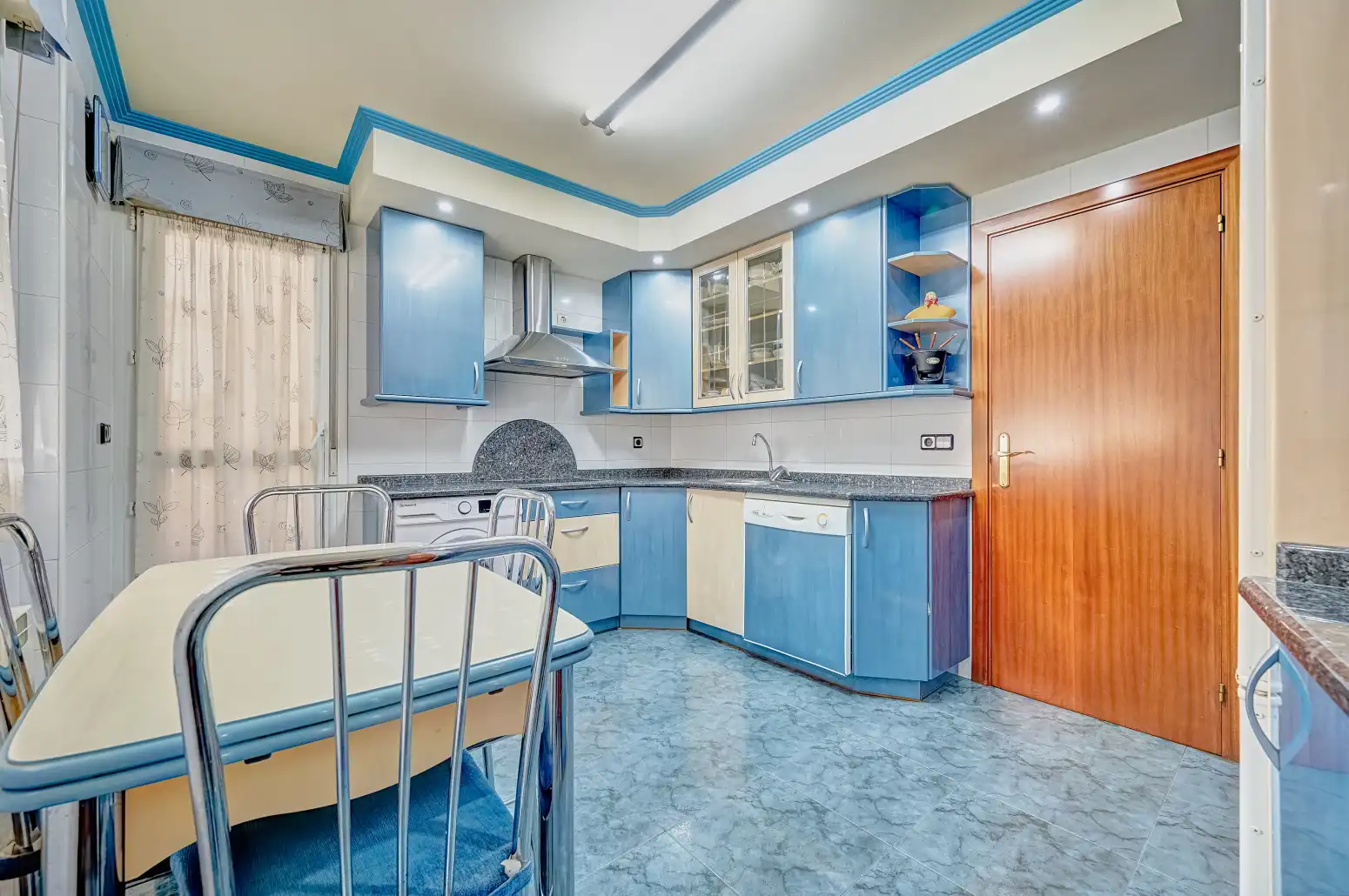 Cocina de Piso en venta en Ansoáin / Antsoain con Calefacción, Parquet y Trastero