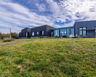 Vista exterior de Casa o xalet en venda en Las Rozas de Valdearroyo  amb Aire condicionat i Terrassa