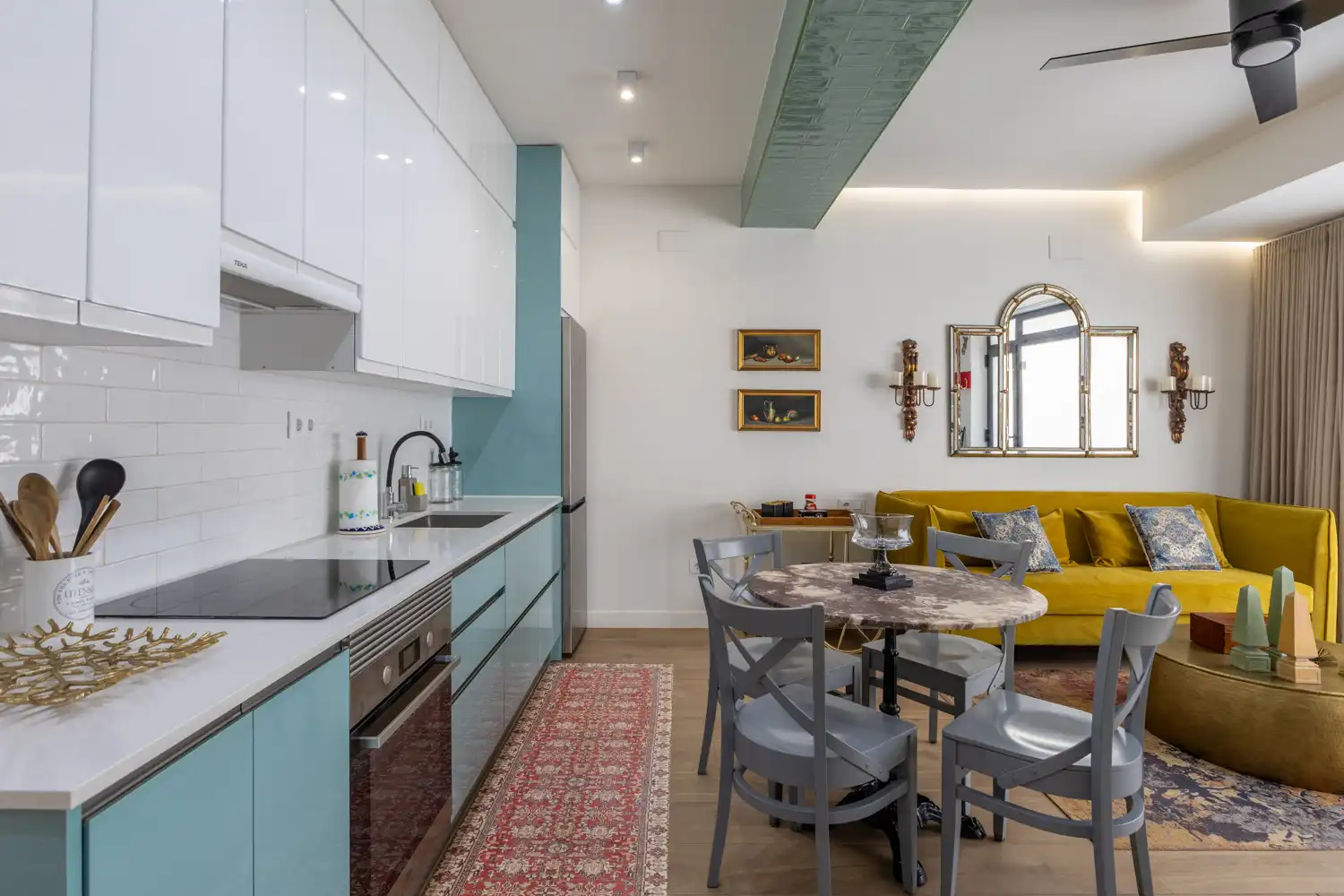 Kitchen of Flat for rent in Valencia  with Air Conditioner, Heating and Furnished