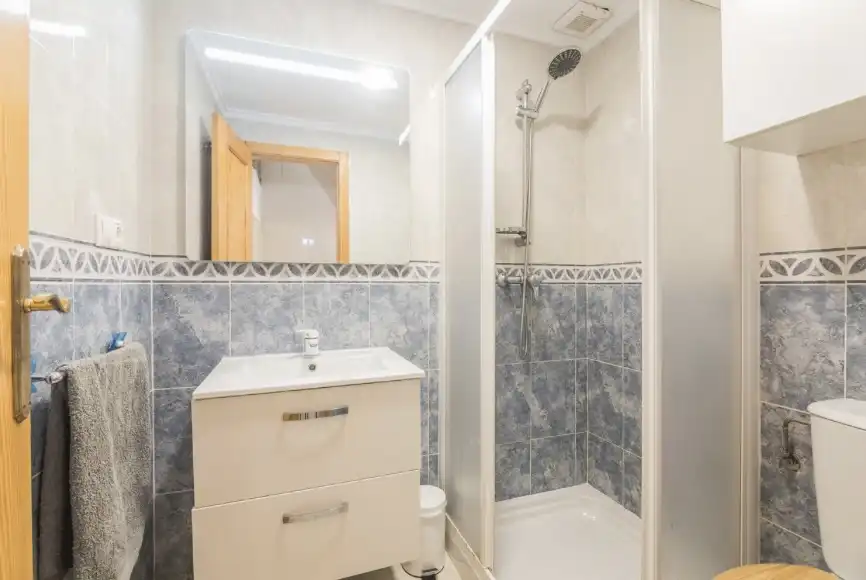 Bathroom of Flat for sale in Santa Pola