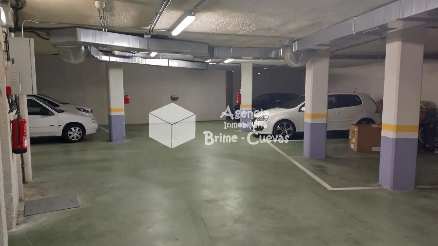 Parkplatz von Garage zum Verkauf in Laviana