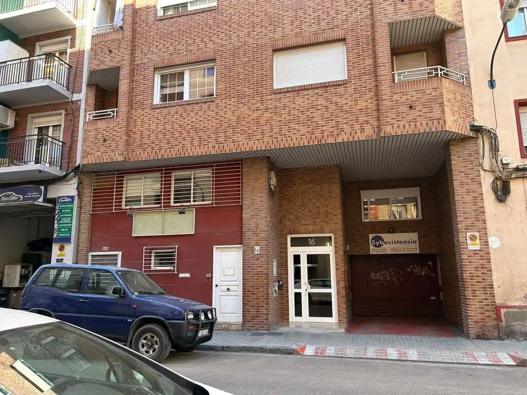 Vista exterior de Local de alquiler en Zaragoza