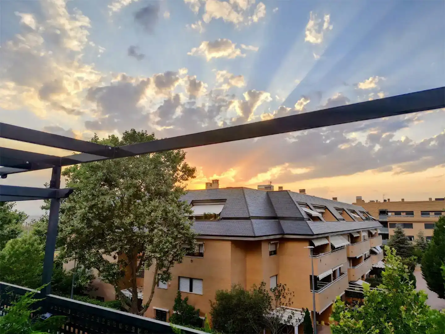Terrassa de Pis en venda en Las Rozas de Madrid amb Aire condicionat i Piscina