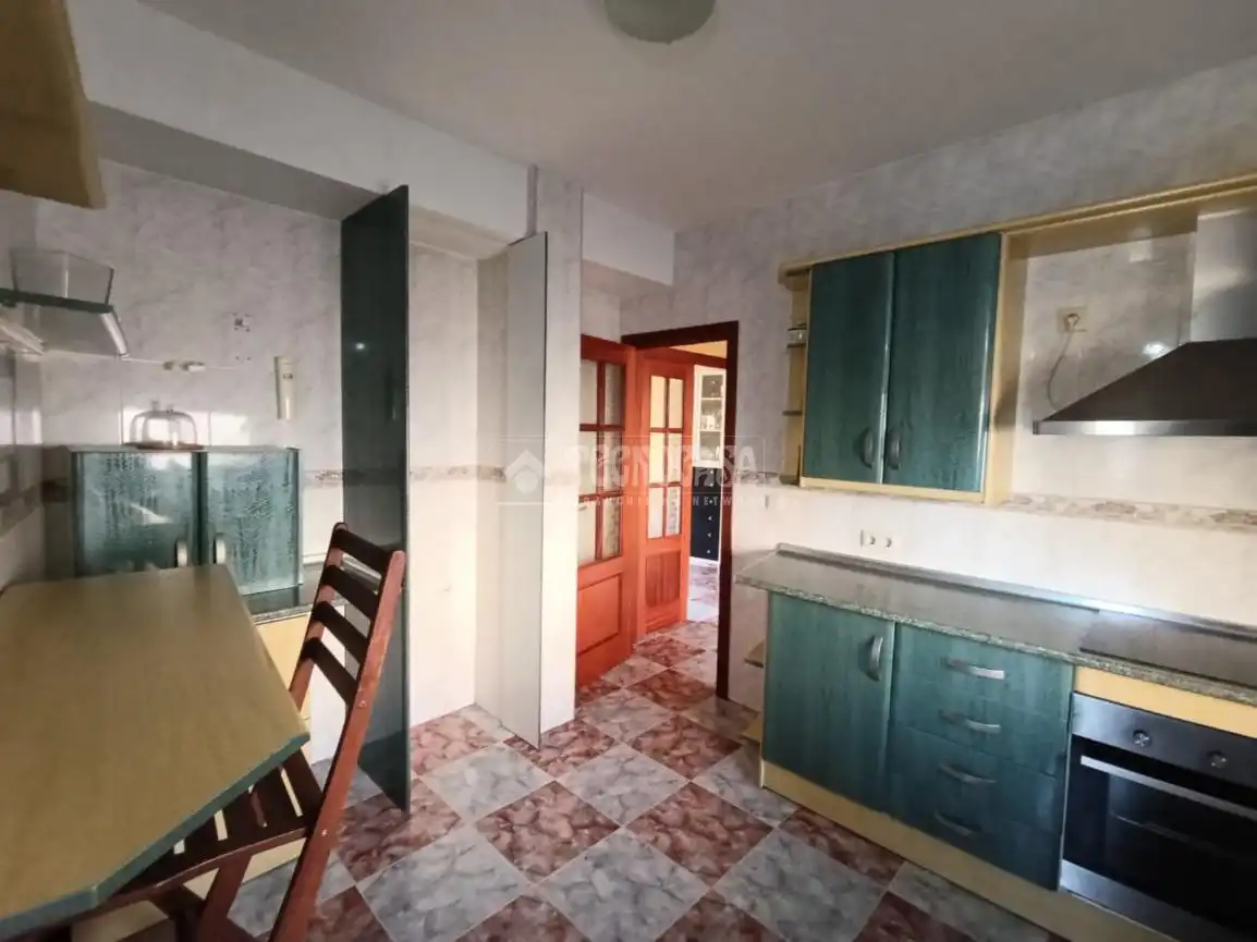Kitchen of Detached homes for sale in Santa Elena  with Heating